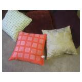 (A-1T) Assorted Pillows/Throw Pillo...
