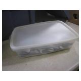 (F-2) Tote of Assorted Stoneware Di...