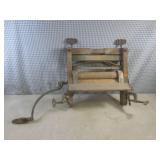 (FS) Antique Anchor Brand Hand Cran...