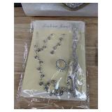 Brand New Glitter Silver Clutch and Fashion Jewelry Set