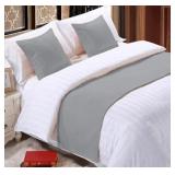 Brand New Cal King 800 Thread Count Silver Bed Runner & Pillowcases Set