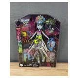 Brand New Monster High Frankie Stein Doll with Accessories
