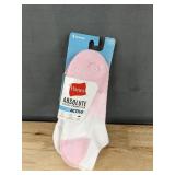 4 Brand New Pairs of Hanes Absolute Active No Show Women