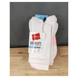 4 Brand New Pairs of Hanes Absolute Active Women