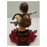 Miniature Limited Edition 2551/4500 TOMB RAIDER Lara Croft (NIB)