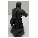 5 1/2" PACIFIC Giftware Soldier Kneeling Figurine