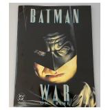 1999  BATMAN : War On Crime Large Comic/Graphic Novel