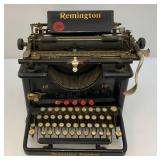 Antique REMINGTON Typewriter (VERY NICE)