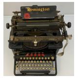 Antique REMINGTON Typewriter (VERY NICE)