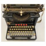 Antique REMINGTON Typewriter (VERY NICE)