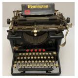 Antique REMINGTON Typewriter (VERY NICE)