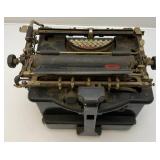 Antique REMINGTON Typewriter (VERY NICE)