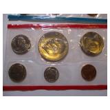 1975-P&D 12 Coin "Moon and Bell" Eisenhowwer US Mint Set