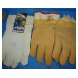 NINE pair of mens gloves most are XL (3 are used)