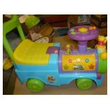 Ride or push Winnie the Pooh activity Train