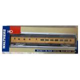 Walthers HO Scale Model Railroad Cars Bundle - Walthers Proto, Mainline and Ready to Run