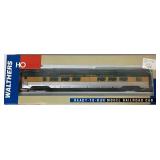 Walthers HO Scale Model Railroad Cars Bundle - Walthers Proto, Mainline and Ready to Run