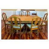 Antique Expandable Dining Table with 6 Dining Chairs