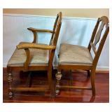 Antique Expandable Dining Table with 6 Dining Chairs