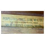 Antique Expandable Dining Table with 6 Dining Chairs