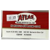 Atlas Model Railroad Co. Bundle - 4 HO Ready To Run Rolling Stock and HO Model Split Level Home