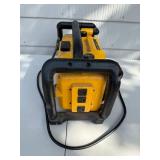 DeWalt DC012 Work Site Charger and Radio