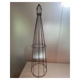 Freestanding Metal Garden Trellis, 40+ Inches Tall