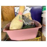 Miscellaneous Garage Tools and Items Set