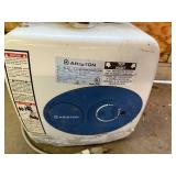 Ariston GL 4 S Household Storage Tank Water Heater, 4 Gallon