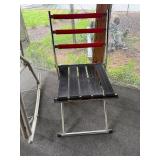 Set of 2 Retro Metal and Wood Folding Chairs