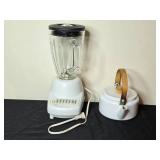 Hamilton Beach 7-Speed Blender & Vintage Enamel Teapot
