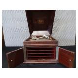 ANTIQUE VICTOROLA / ANTIQUE RECORDS