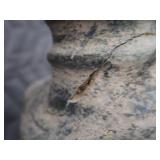 LG CLAY VASE WITH FRAMES