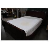 QUEEN SLEIGH BED