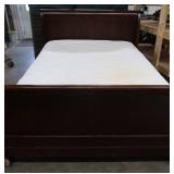 QUEEN SLEIGH BED