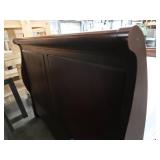 QUEEN SLEIGH BED