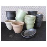 PLASTIC FLOWER POTS