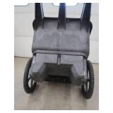 LG RUBBERMAID WHEELBARROW