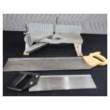 HEAVY DUTY MITRE BOX WITH SAWS