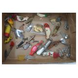 Vintage Fishing Lures & Spinnerbait