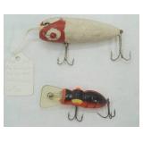 2ct Vintage Fishing Lures: Hofschneider Red Eye Wiggler & Rabble Rouser
