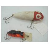 2ct Vintage Fishing Lures: Hofschneider Red Eye Wiggler & Rabble Rouser