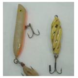 2ct Vintage Fishing Lures