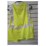 NEW Class 2 Lime Mesh Safety Vests Size L (2ct)