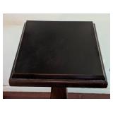 Mahogany Wood Pedestal Stand