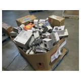 Pallet of Store Overstock and Ecommerce Product - Wasserstein