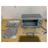BLACK+DECKER 4 Slice Toaster Oven - TO1701SG: Countertop