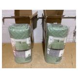 LOT OF 2 2PCS Twin Size VCNY Home Quilt Super Soft Reversible Bedding Set with Matching Sham