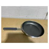 Tramontina Professional Fusion 14 Inch Aluminum Frying Pan