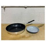 2PCS Miscellaneous Frying Pans